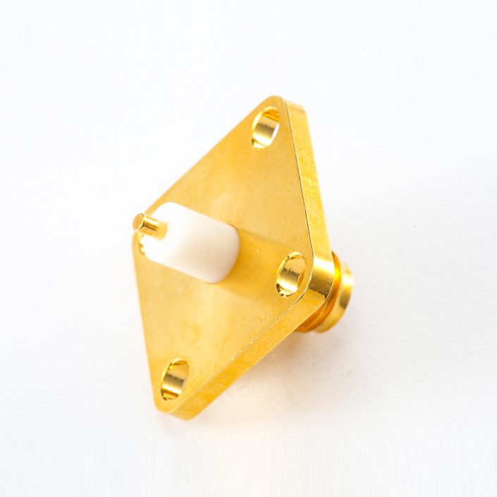 4孔法蘭SMA連接器母頭直式PCB安裝焊板