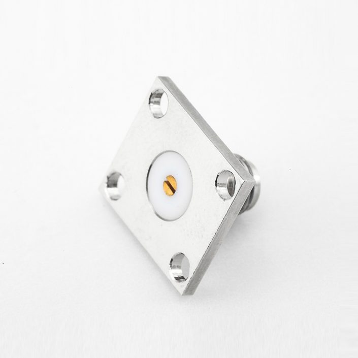 SMA連接器插孔直式PCB安裝焊板4孔法蘭