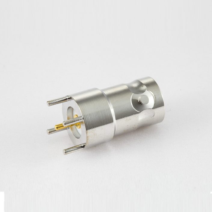 EB-001-0415 BNC連接器母頭50Ω直式PCB安裝插孔