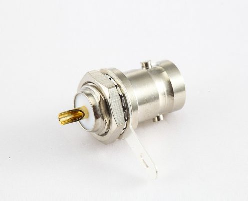 面板安裝后鎖穿墻BNC連接器母頭180度焊接50ohm接地