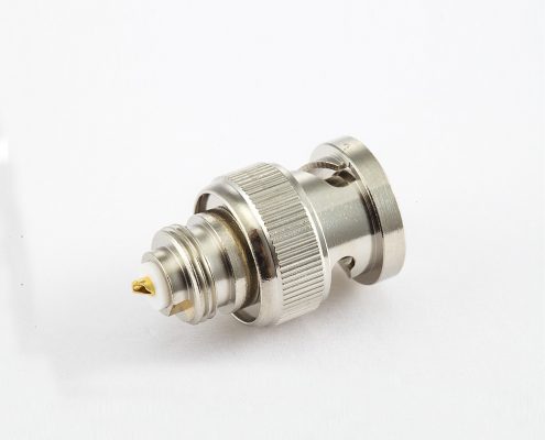 焊接式接線BNC連接器公頭180度