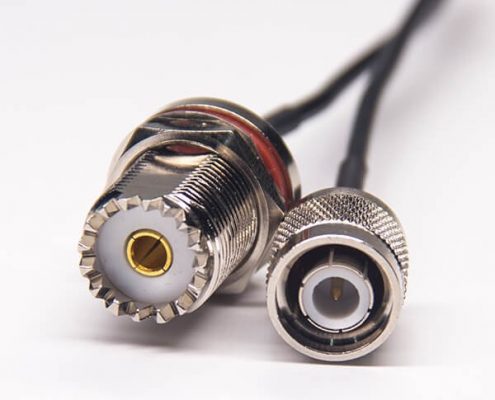 UHF穿墻直式母頭轉(zhuǎn)TNC公頭射頻線RG174